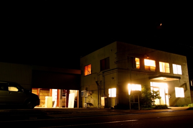 『スクエア　クラフト　ファクトリー』<br />長野県安曇野市堀金鳥川１７３２－１<br />ＴＥＬ　０９０－２０１３－１２４１<br />ＦＡＸ　０２６３－３１－６９２８