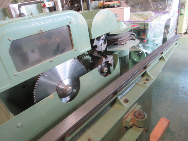 新着情報【桑原製作所のほぞ取盤、KT－33・4E型が入荷しました