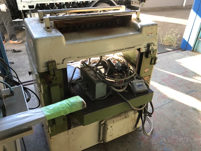 新着情報【飯田工業の自動一面鉋盤SP-202の中古が入荷しま 新着情報【飯田工業の自動一面鉋盤SP-202の中古が入荷しま