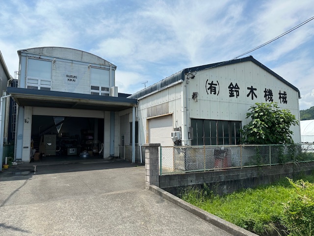 本社営業所外観